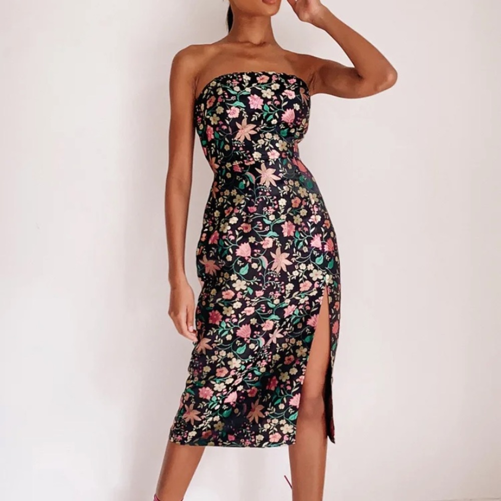 Lulus XS women’s black floral strapless midi dress with slit
